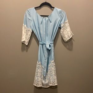 Gianni Bini XS blue dress with lace tags attached